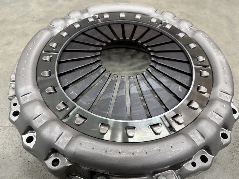 Диск нажимной сцепления КамАЗ 54901, 6595 (аналог 3484001444) KПП ZF12ТX Trаxоn 2620, 2625 / JPXM 3482001826 